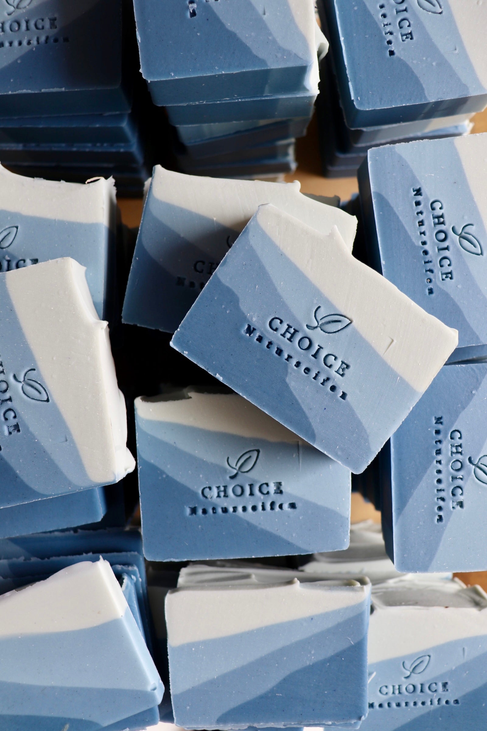 DEEP WATERS mit Pfefferminze & Patchouli