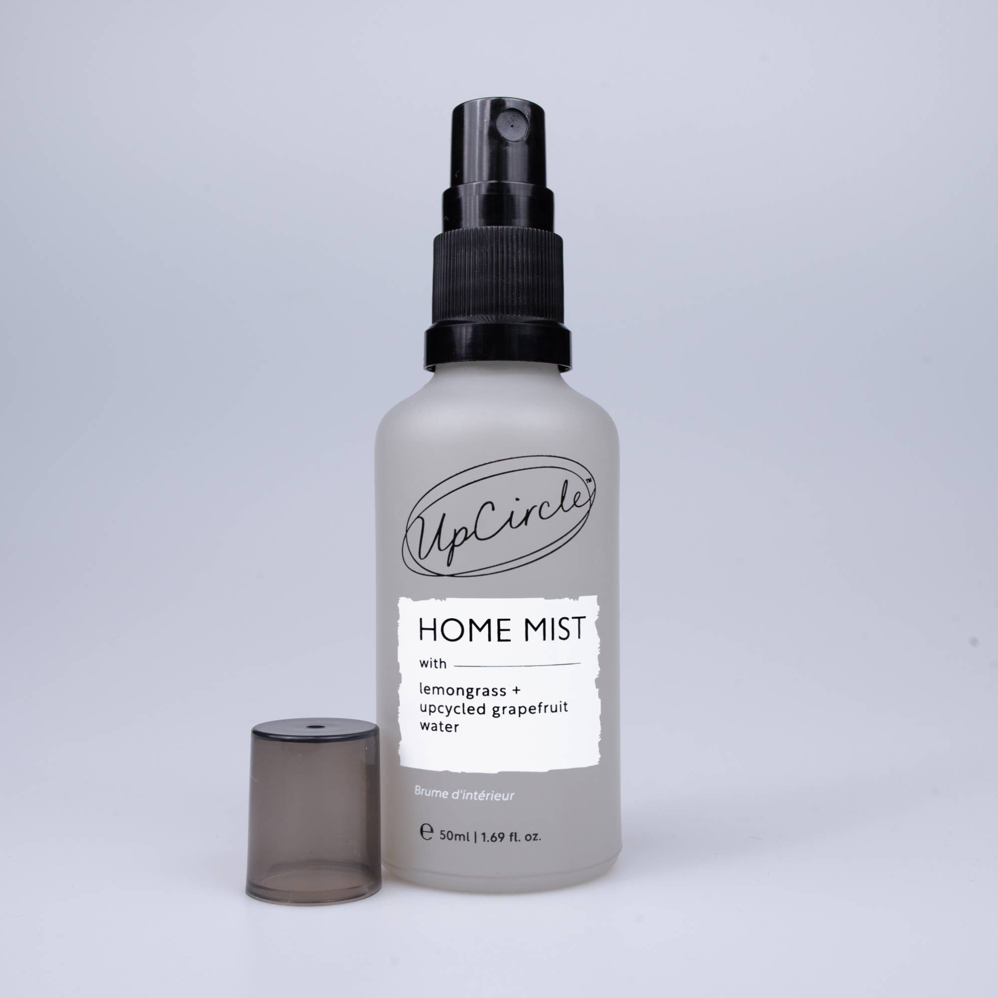 Raum Spray mit Zitronengras und recyceltem Grapefruitwasser | ELARIA Botanicals